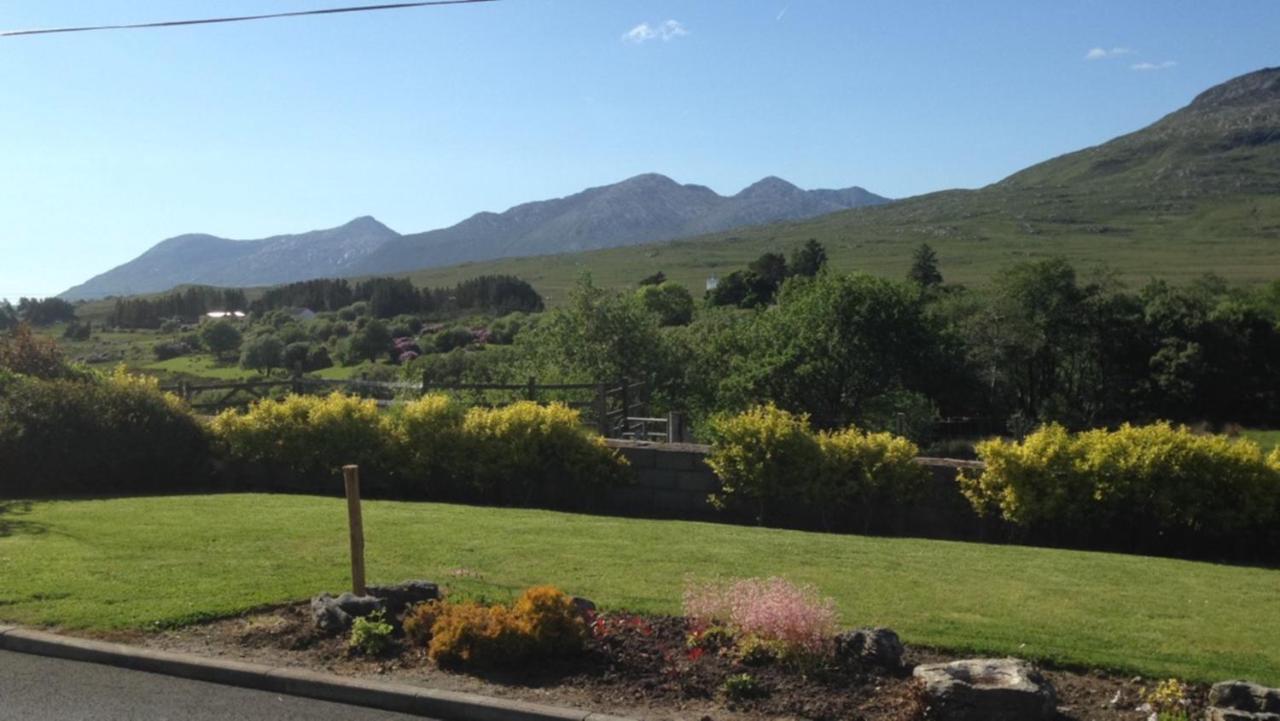 Railway View - Connemara Bed & Breakfast Recess Exterior photo